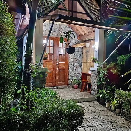 Batanes Cabin Basco Exterior photo