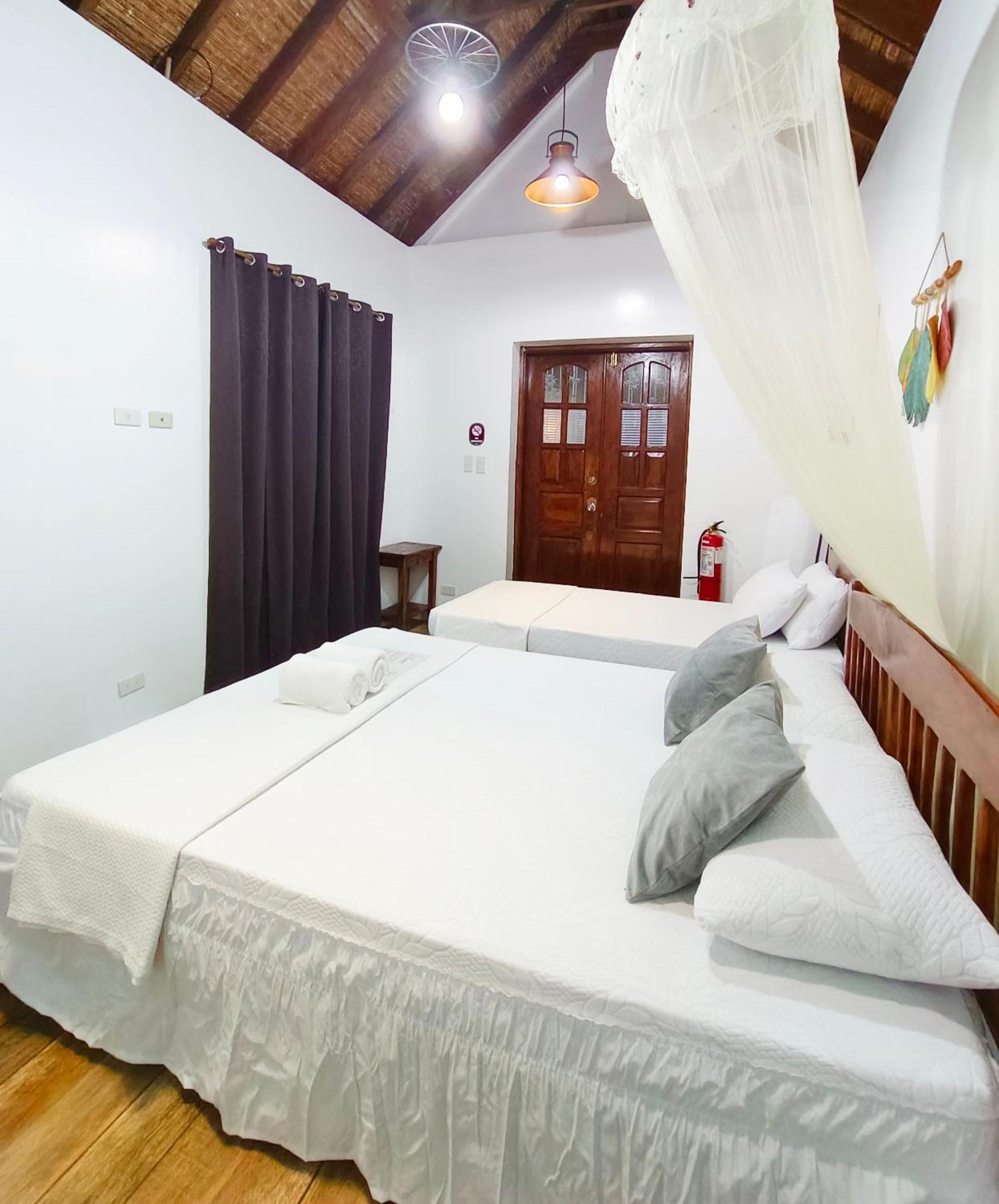 Batanes Cabin Basco Exterior photo